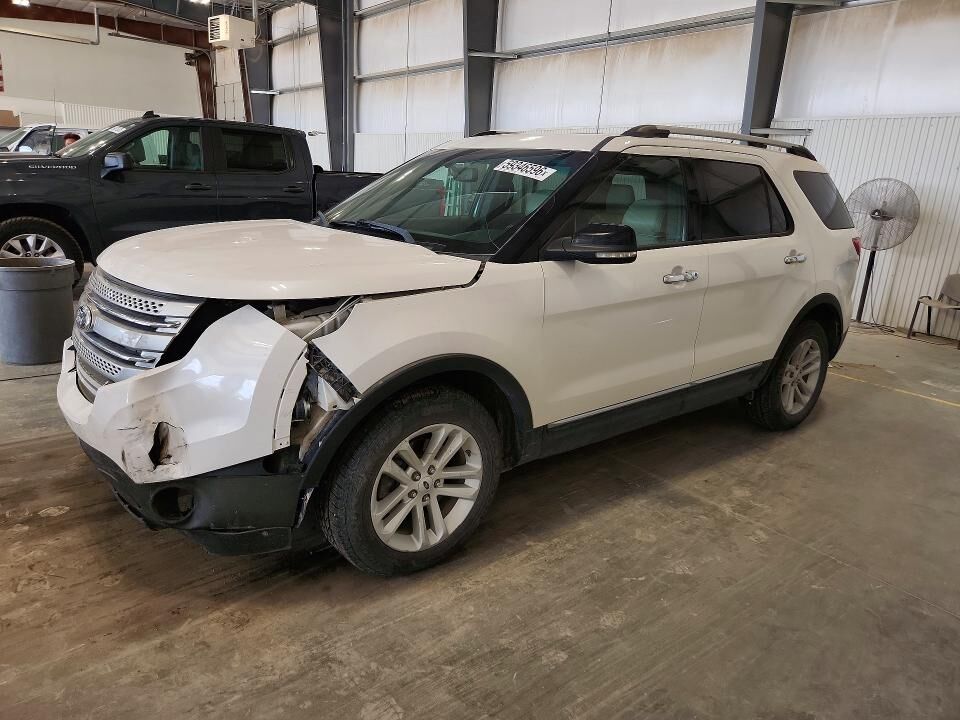 2013 FORD Explorer