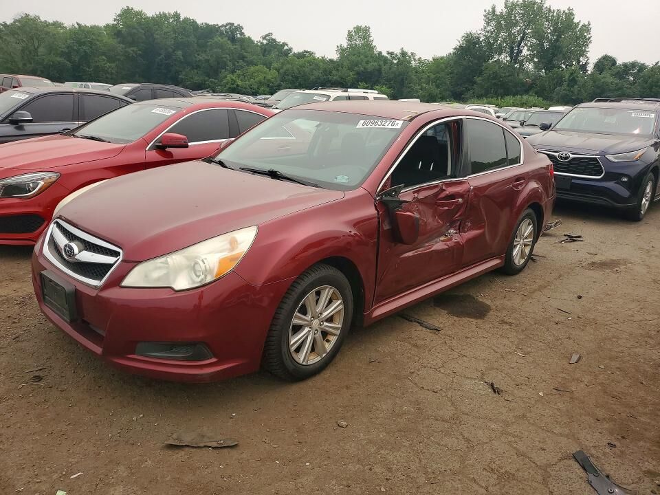2011 SUBARU Legacy