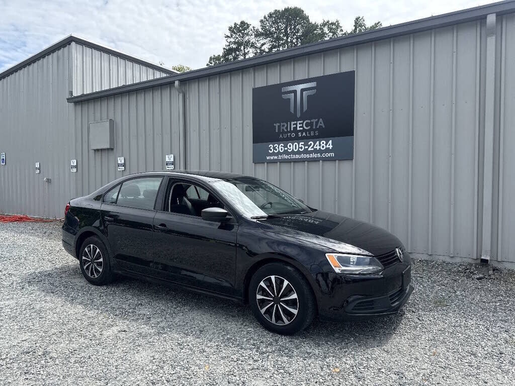 2011 VOLKSWAGEN Jetta