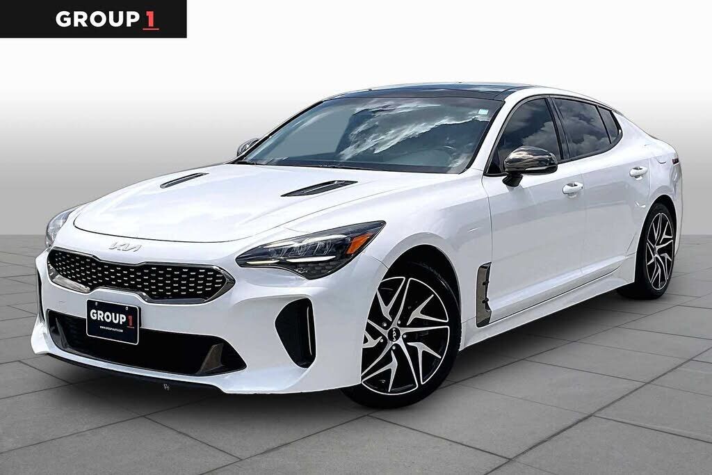 2022 KIA Stinger