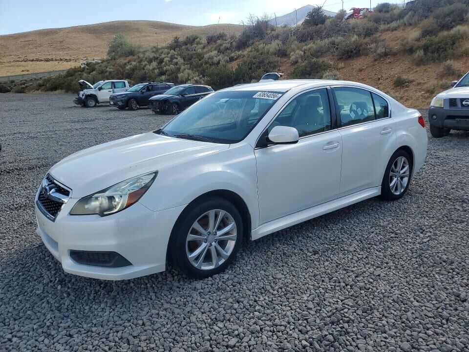 2013 SUBARU Legacy