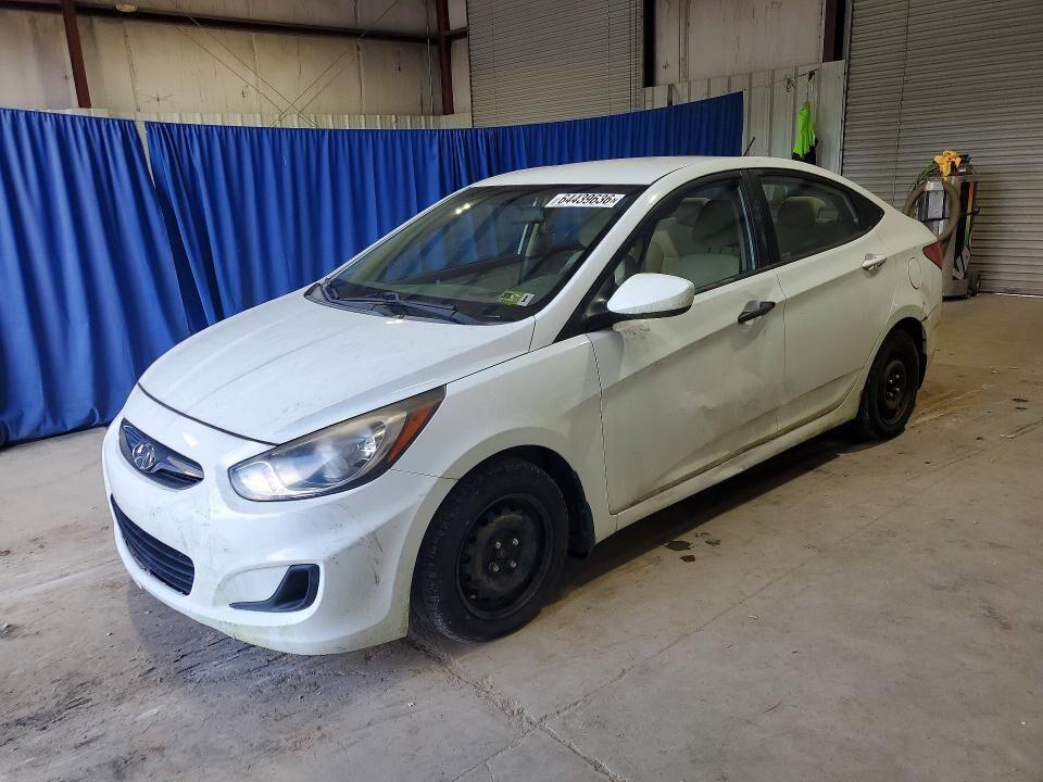 2013 HYUNDAI Accent