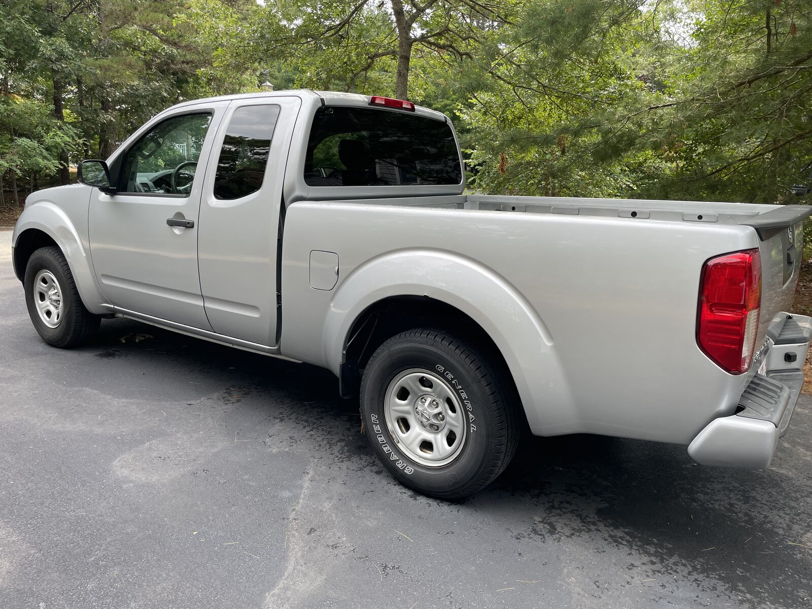 2017 NISSAN Frontier