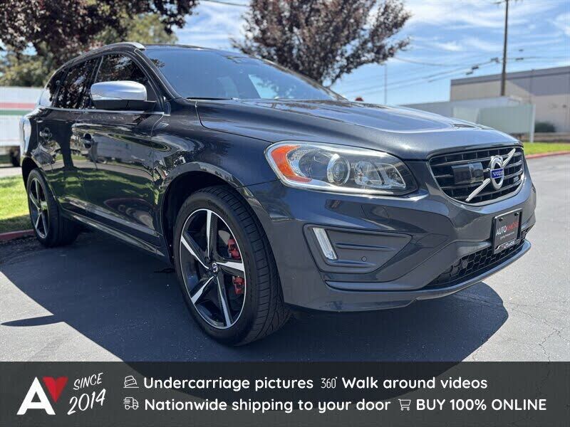 2015 VOLVO XC60
