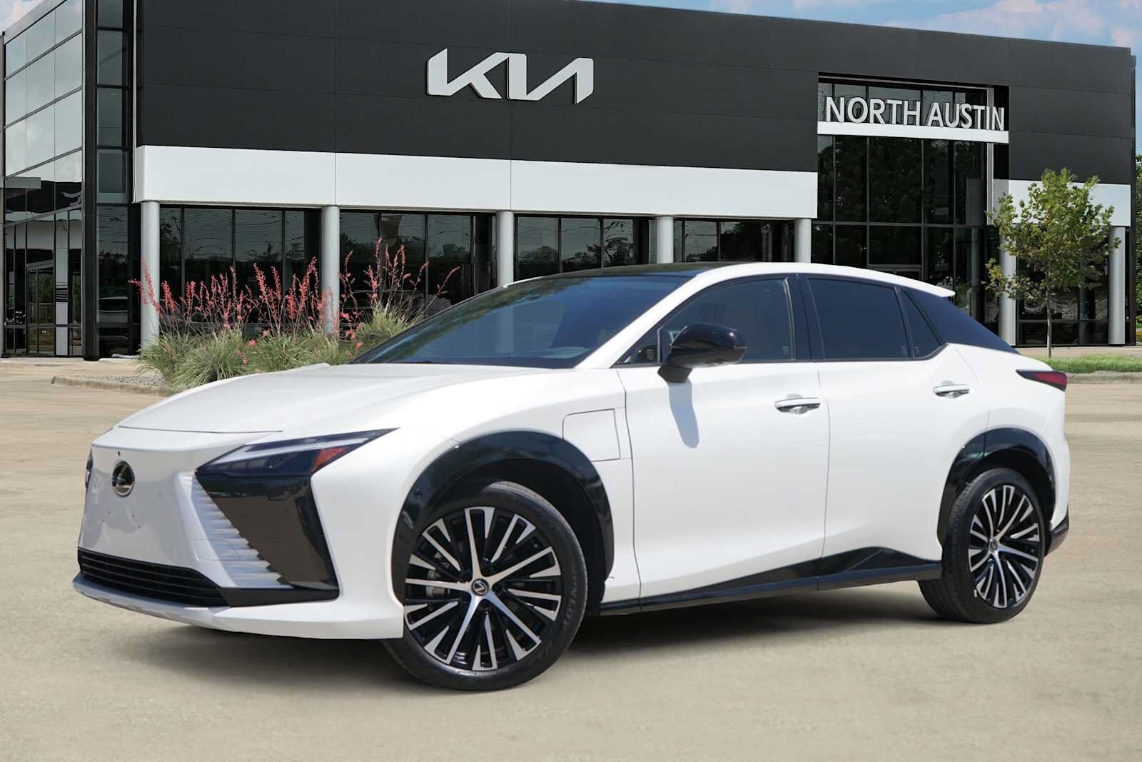 2023 LEXUS RZ 450e
