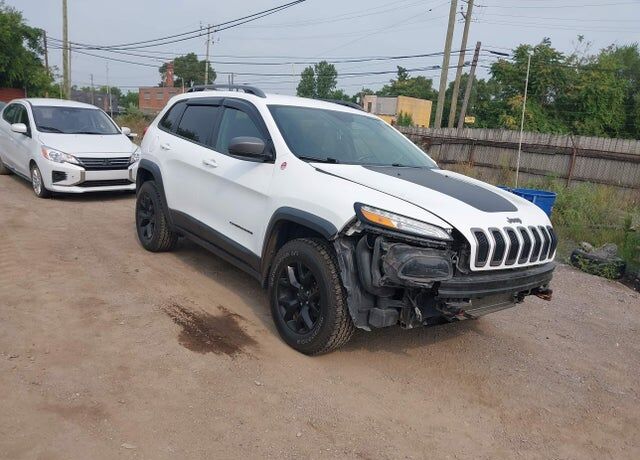 2018 JEEP Cherokee