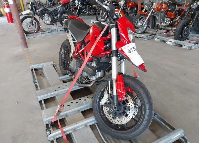 2012 DUCATI Hypermotard