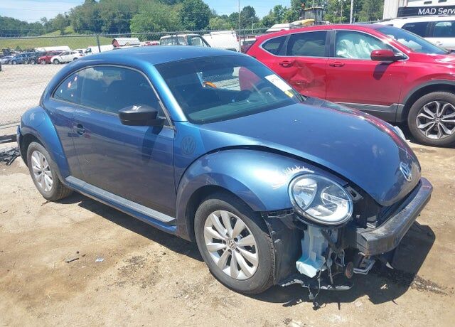 2017 VOLKSWAGEN Beetle