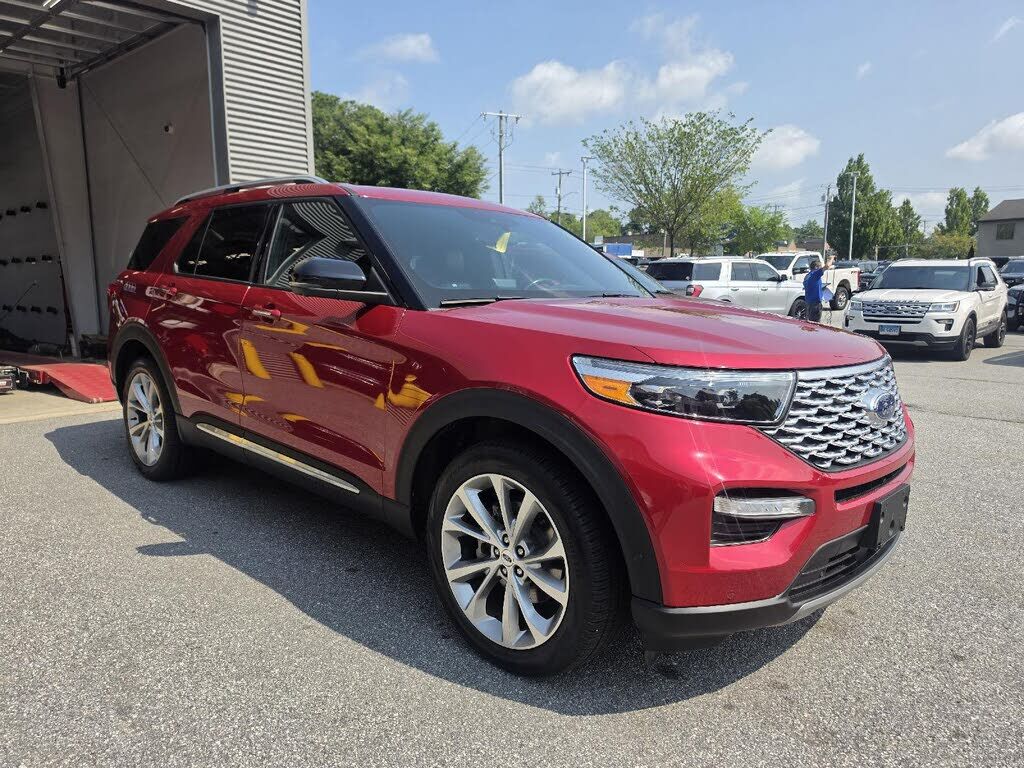 2021 FORD Explorer