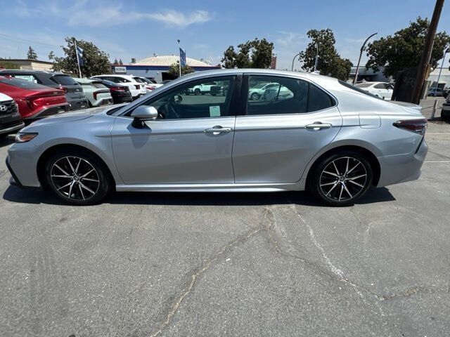2023 TOYOTA Camry