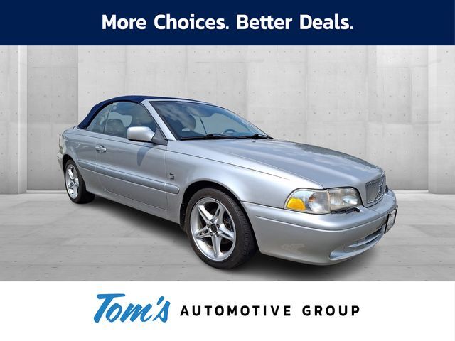 2001 VOLVO C70