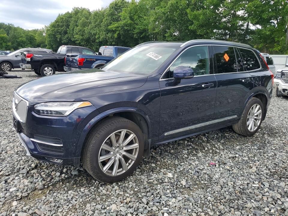 2019 VOLVO XC90