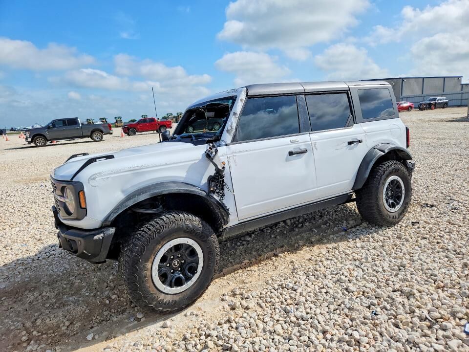 2023 FORD Bronco