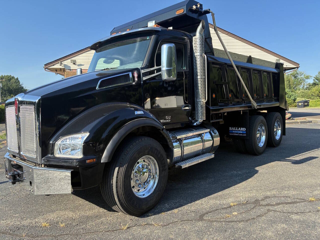 2021 KENWORTH T880