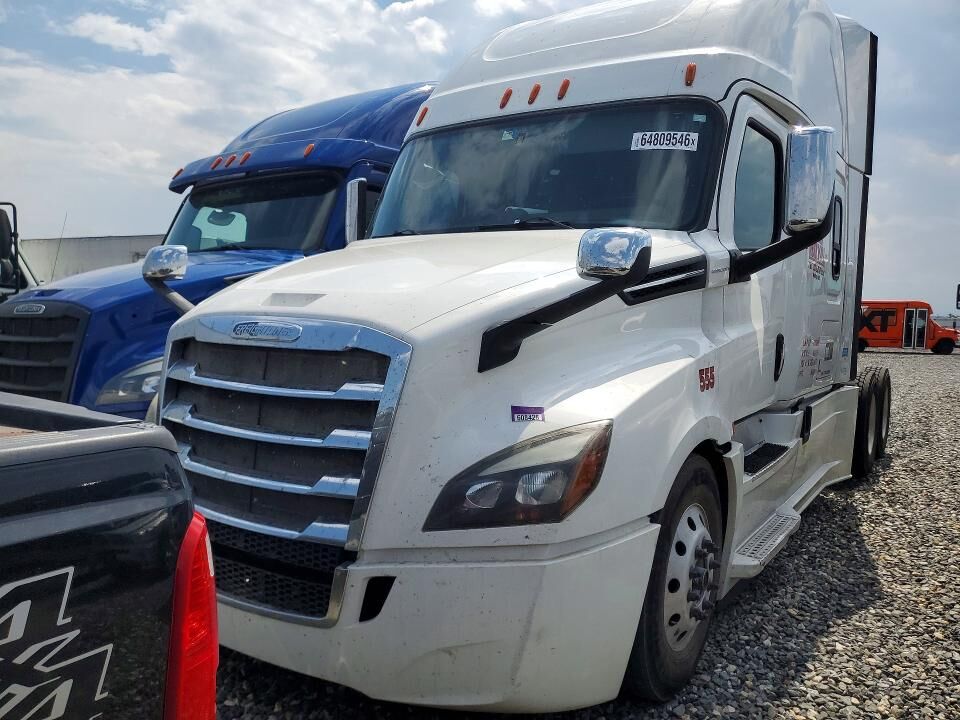 2019 FREIGHTLINER New Cascadia 126" Sleepercab