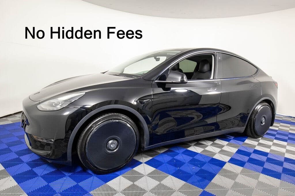 2022 TESLA Model Y