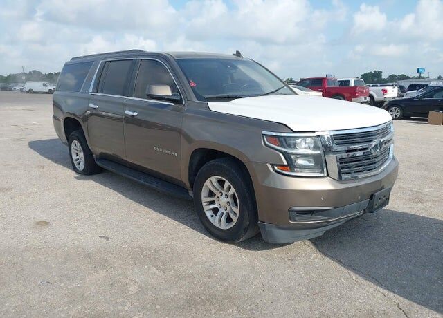 2016 CHEVROLET Suburban