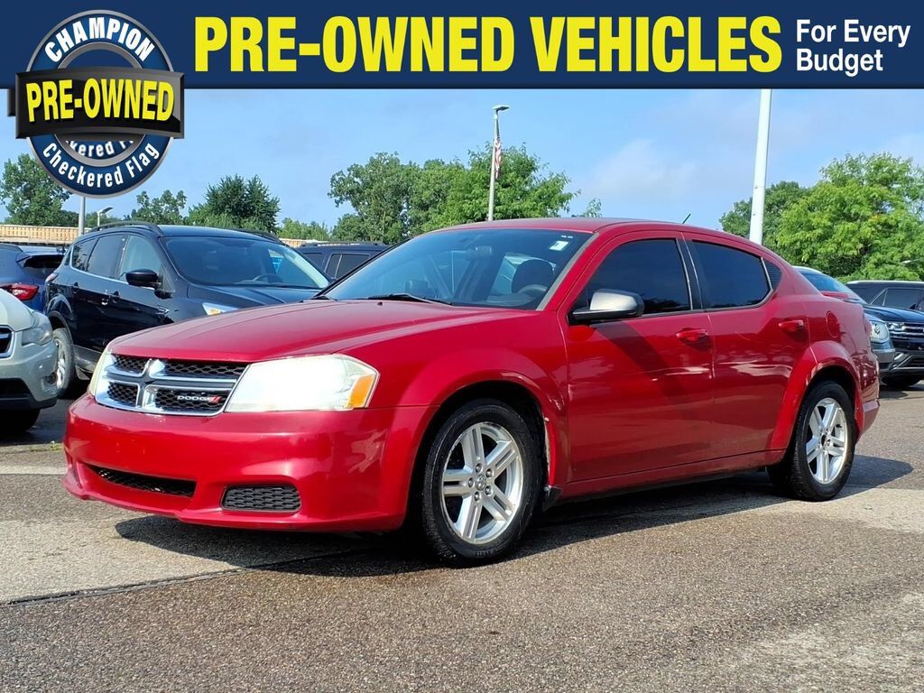 2013 DODGE Avenger