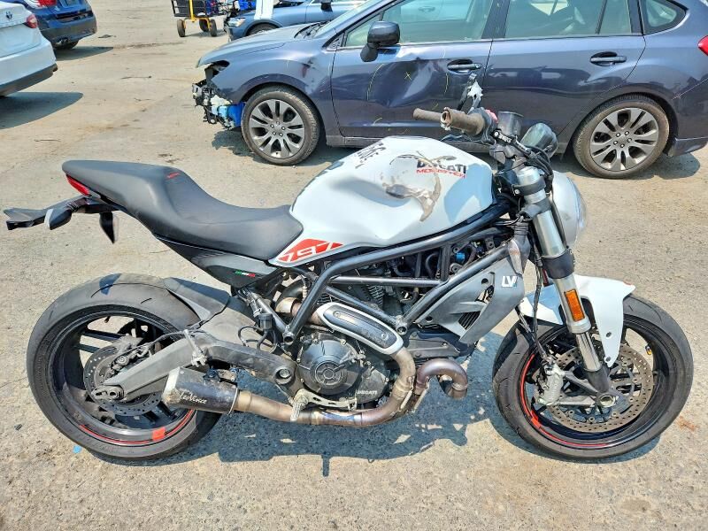 2020 DUCATI Monster
