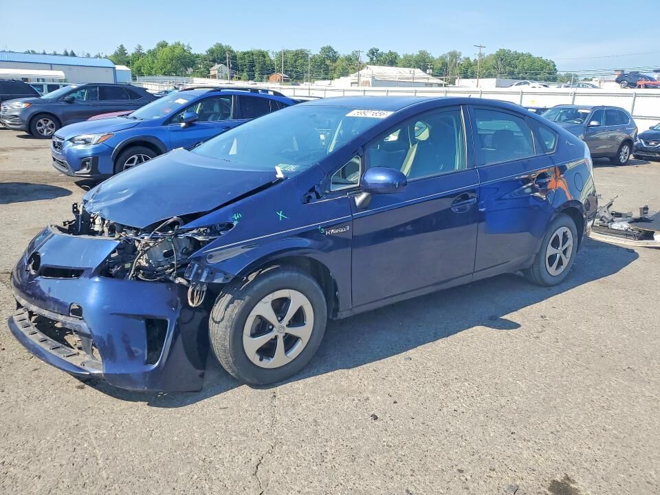 2013 TOYOTA PRIUS