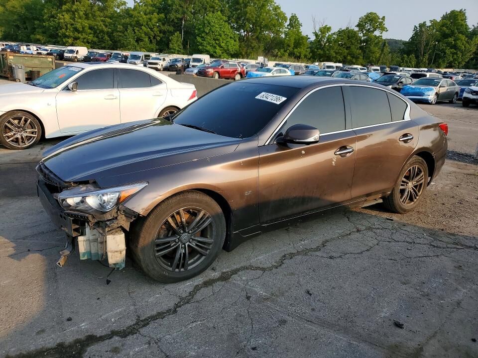 2015 INFINITI Q50