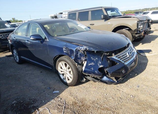 2012 LEXUS ES