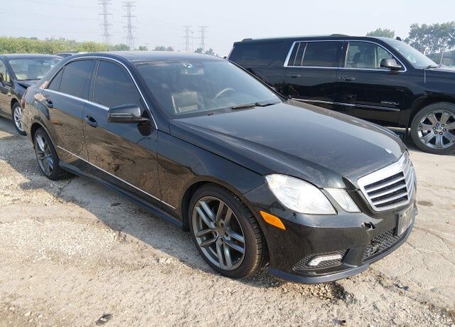 2011 MERCEDES-BENZ E-Class