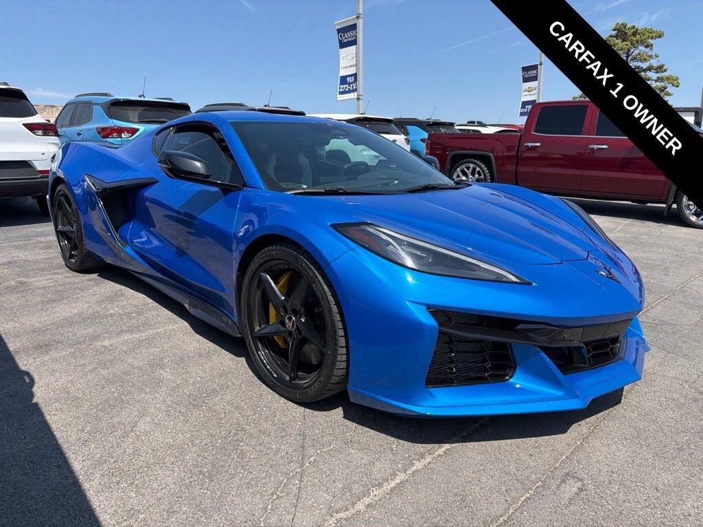 2025 CHEVROLET Corvette
