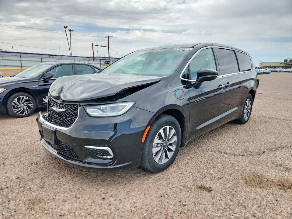 2023 CHRYSLER Pacifica