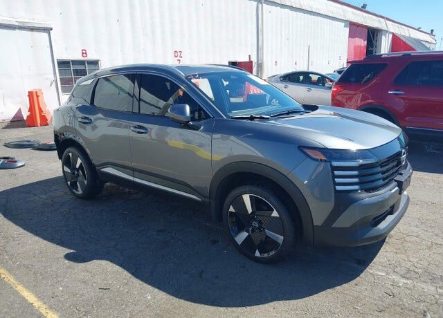 2025 NISSAN Kicks