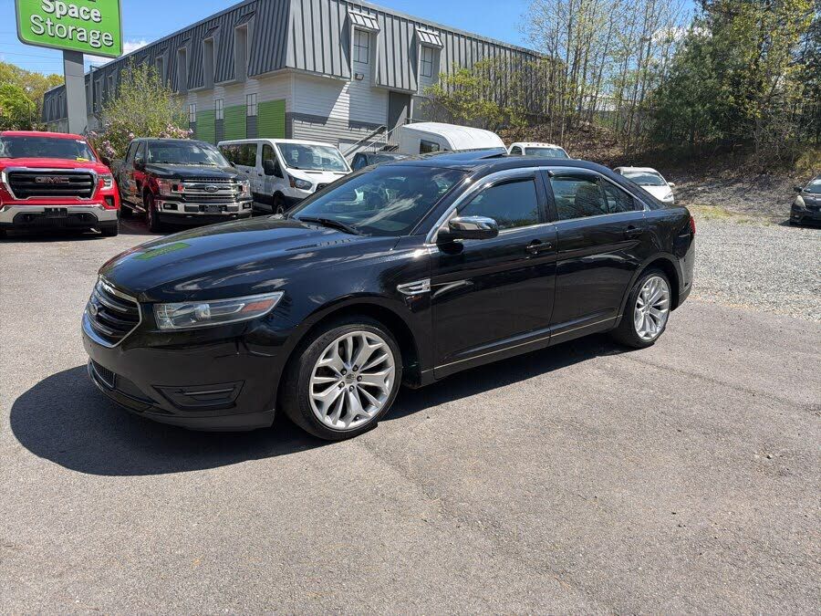 2016 FORD Taurus