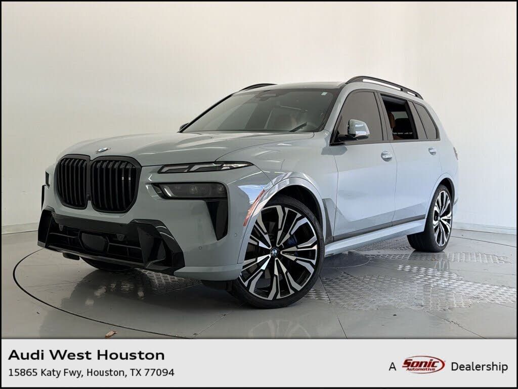 2023 BMW X7