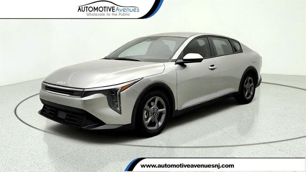 2025 KIA K4