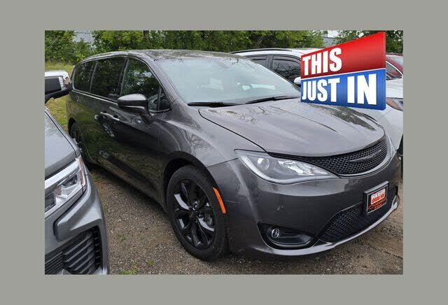 2019 CHRYSLER Pacifica