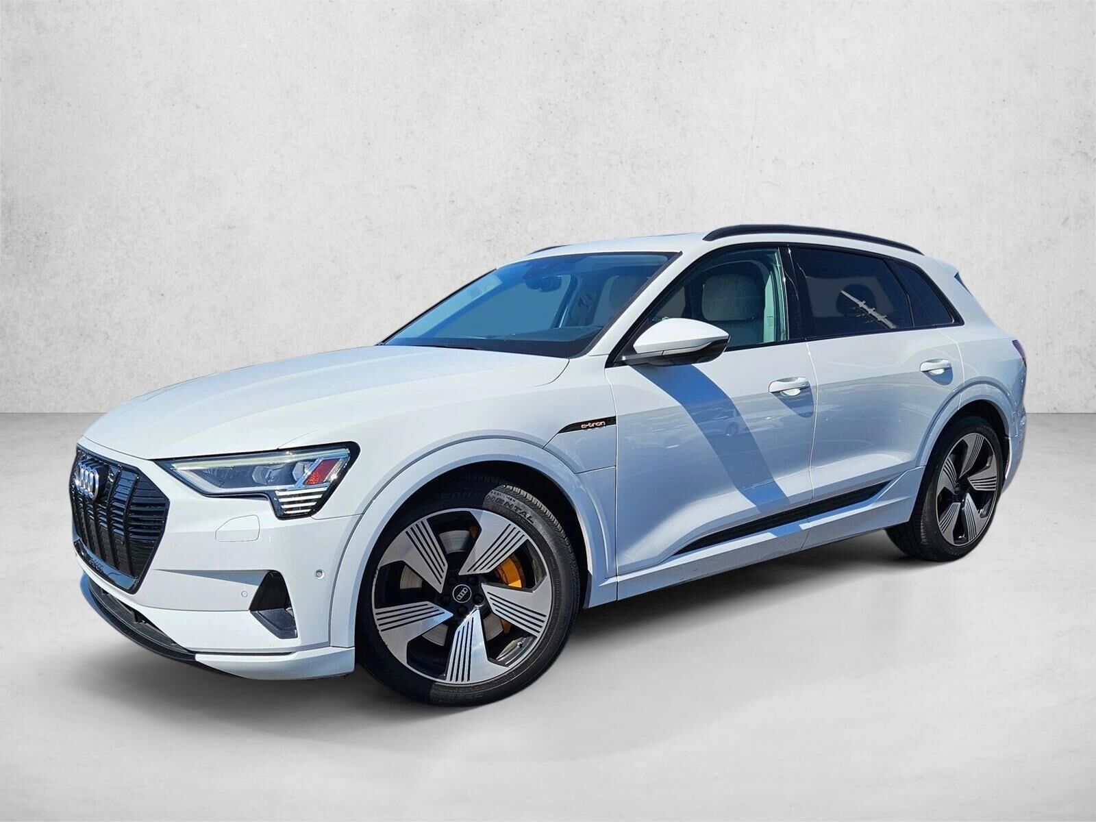 2023 AUDI e-tron