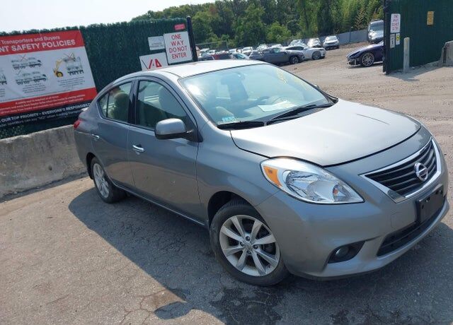 2014 NISSAN Versa