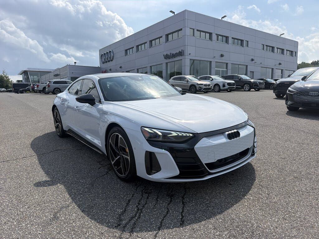 2024 AUDI RS e-tron GT