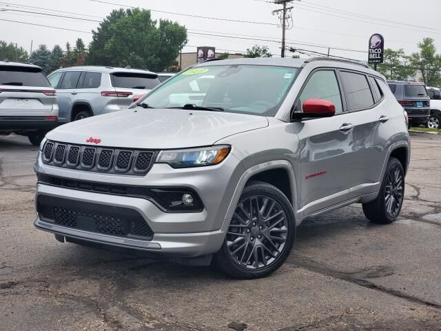 2023 JEEP Compass