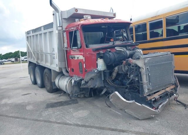 2000 MACK CH