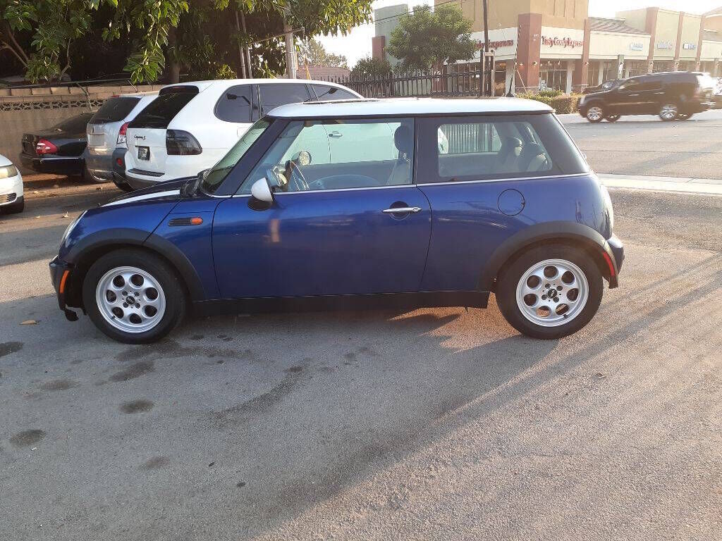 2004 MINI Cooper