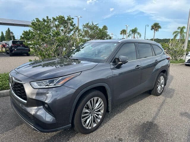 2024 TOYOTA Highlander