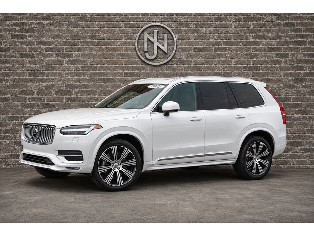 2021 VOLVO XC90