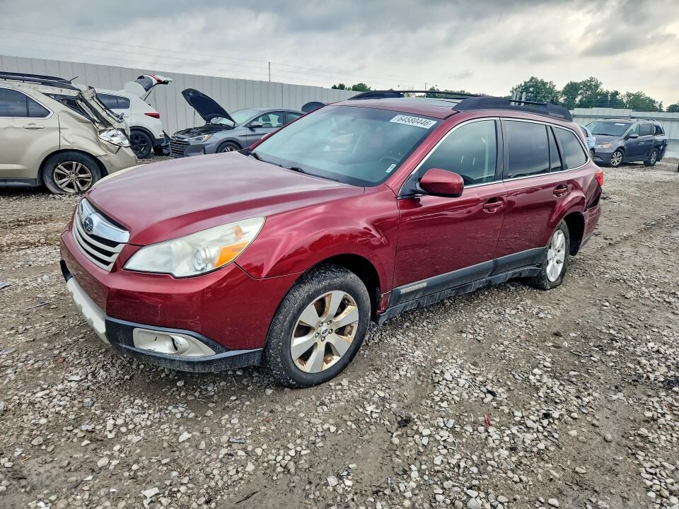 2012 SUBARU Outback
