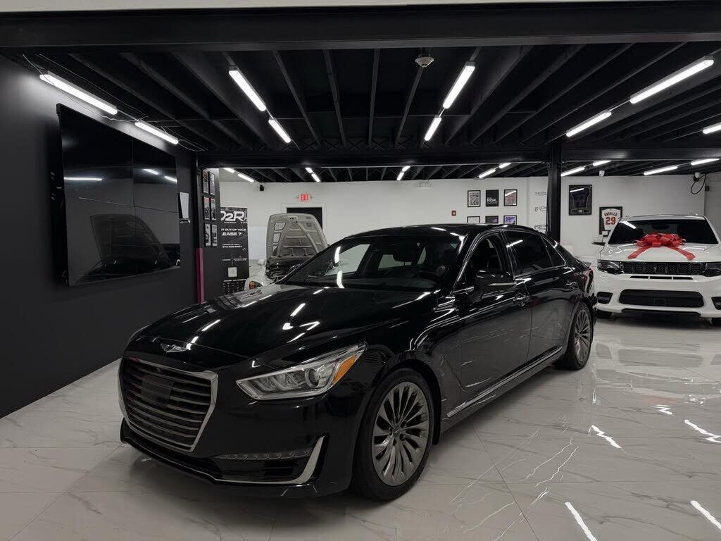 2017 GENESIS G90