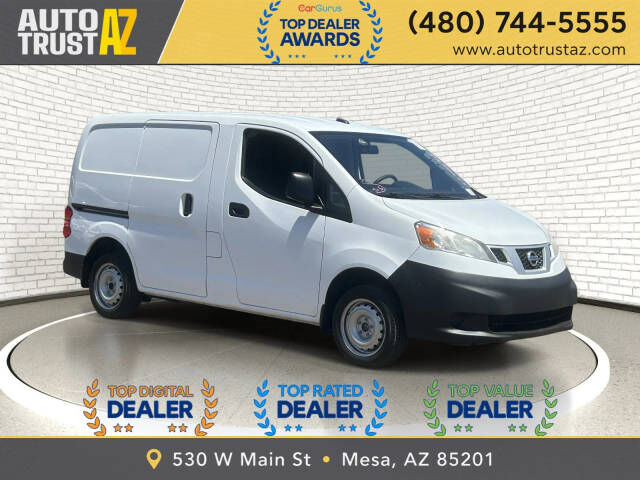 2016 NISSAN NV200