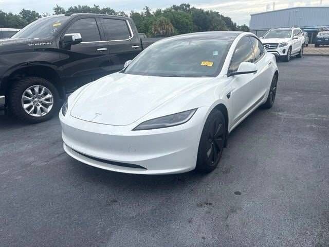 2024 TESLA Model 3