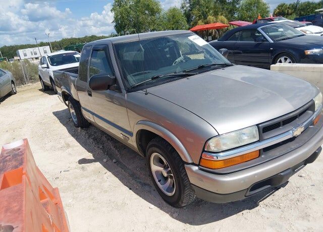 2003 CHEVROLET S-10 Pickup
