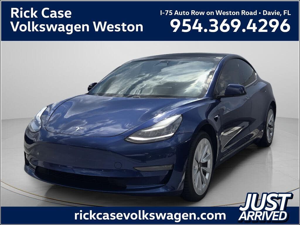 2021 TESLA Model 3