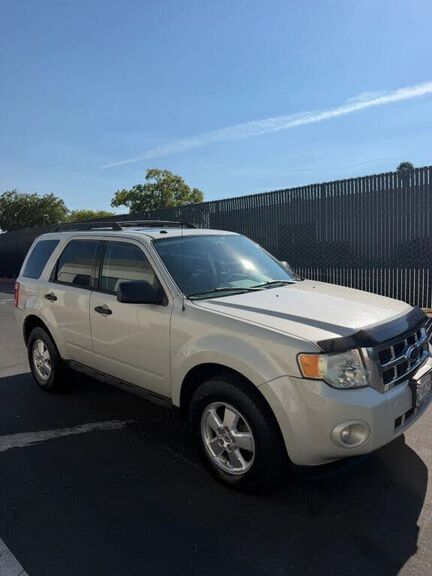 2009 FORD Escape