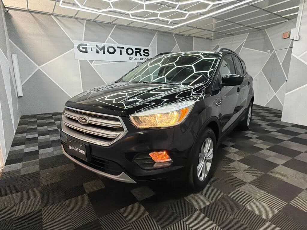 2018 FORD Escape